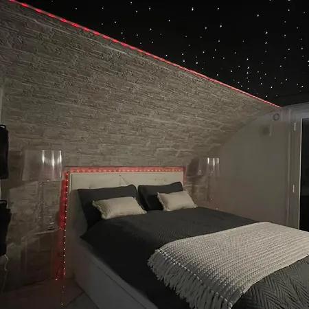 , Apartment Nice